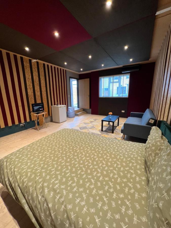 Newly Built Large Garden Ensuite Guest Studio Богемвуд Экстерьер фото